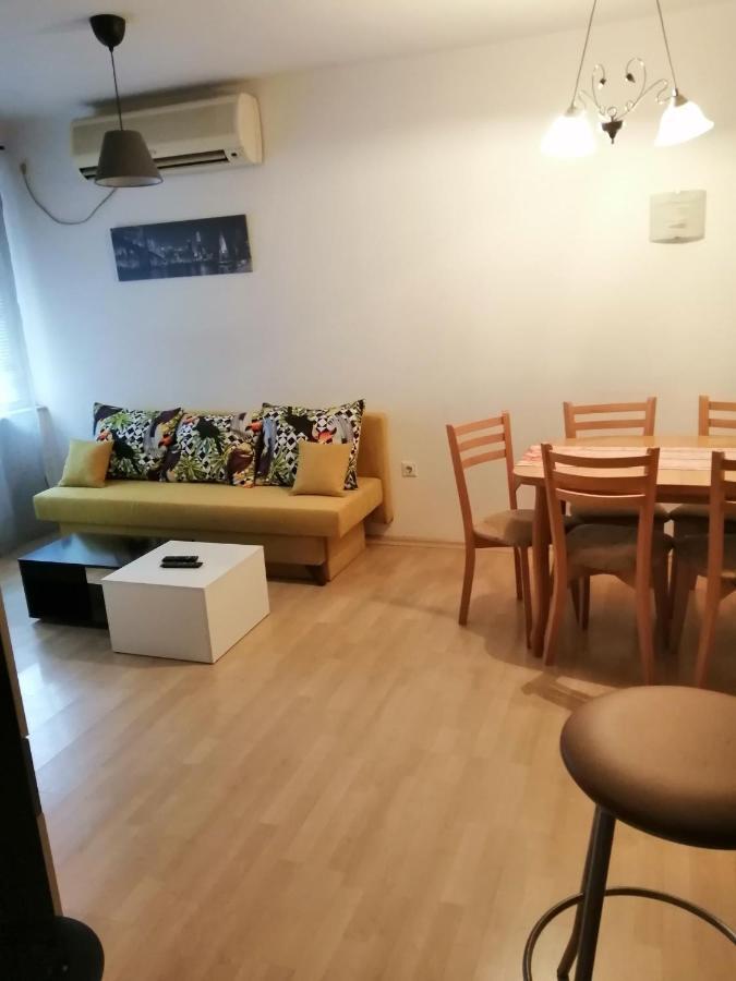 Apartment Lili ブラゴエヴグラト エクステリア 写真